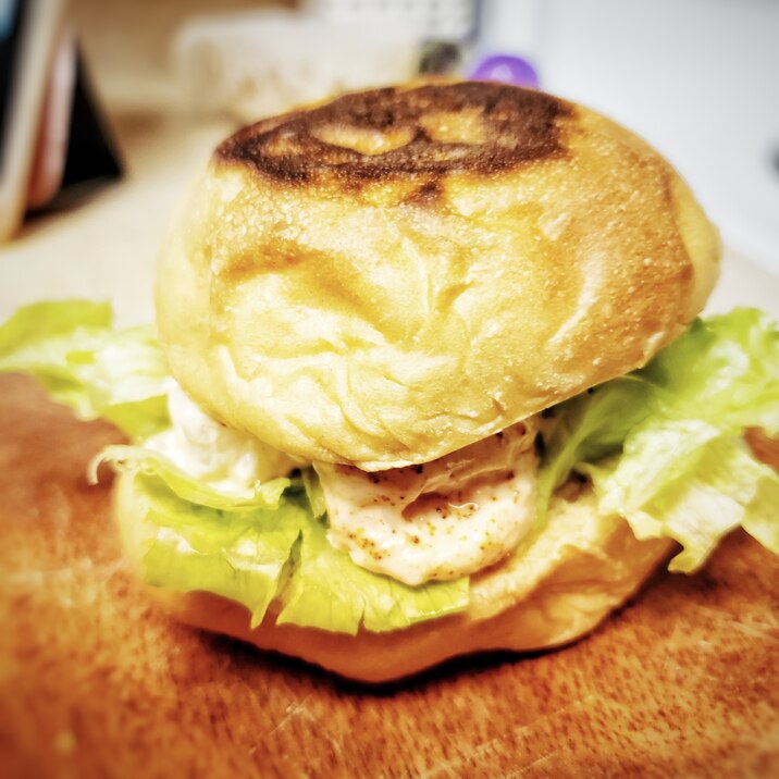 ピリ辛♪エビバーガー♪